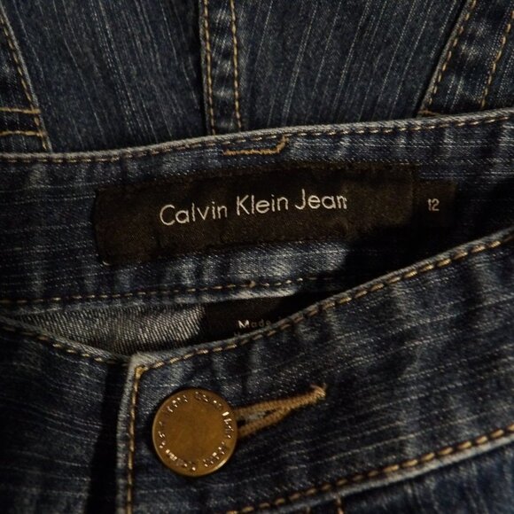 Older Calvin Klein High Rise Flare Leg Jeans Sz 12 - Picture 7 of 7